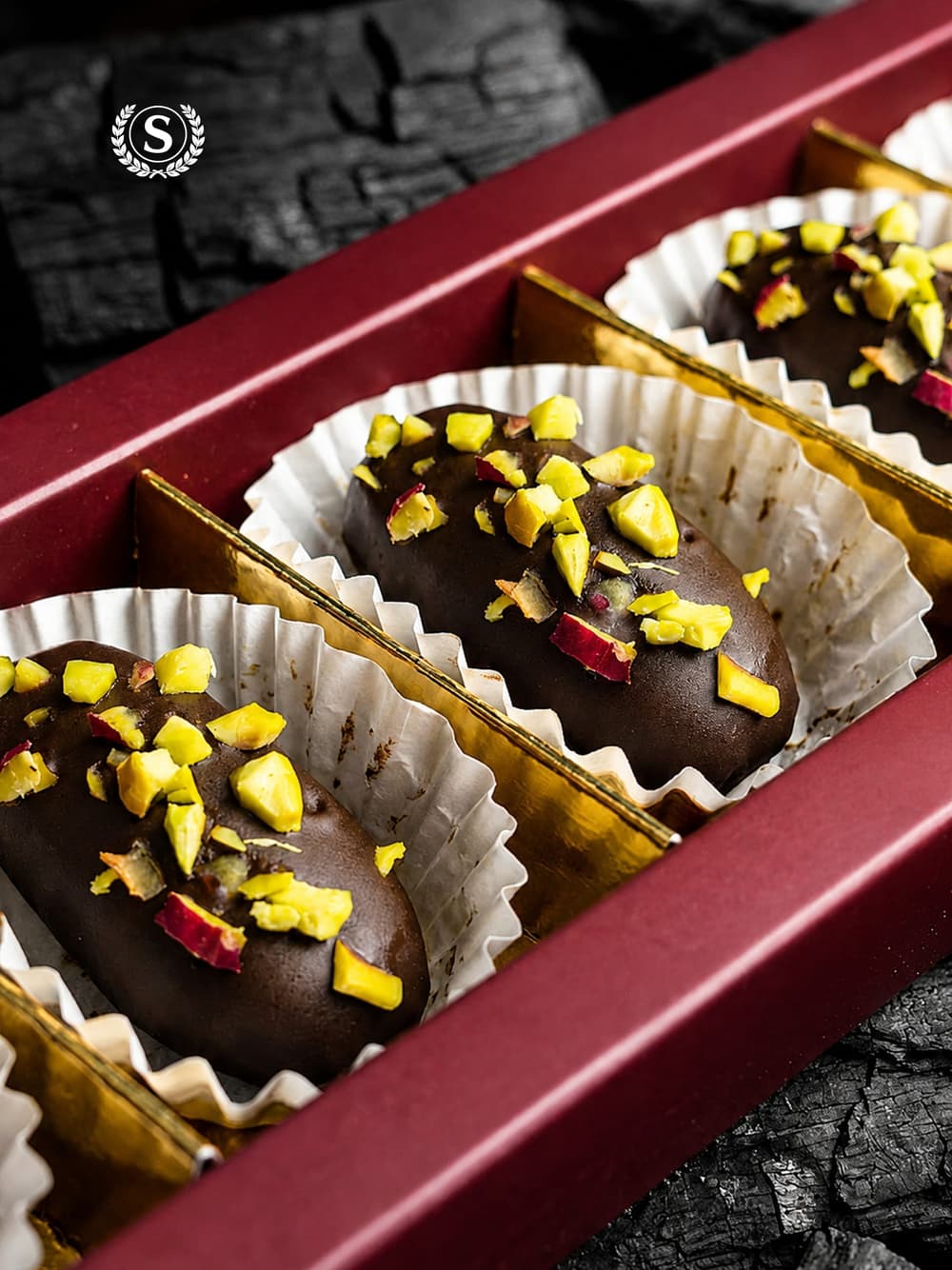 Premium Dark Chocolate Pistachio Dates - alt view